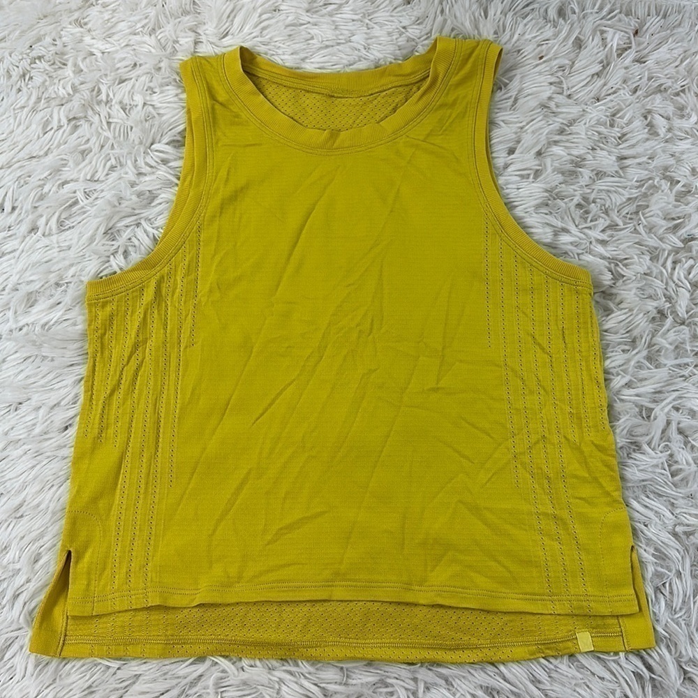 Lululemon Train to Be Tank Top Soleil / Soleil